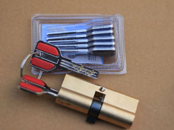 克孜勒苏柯尔克孜24小时上门开锁公司